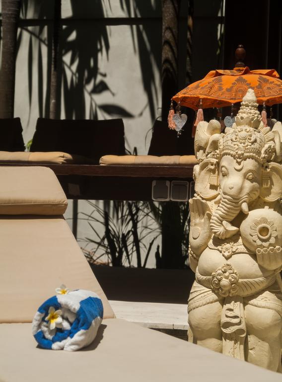 Bali Holiday Villas - La Playa Seminyak  Exterior photo